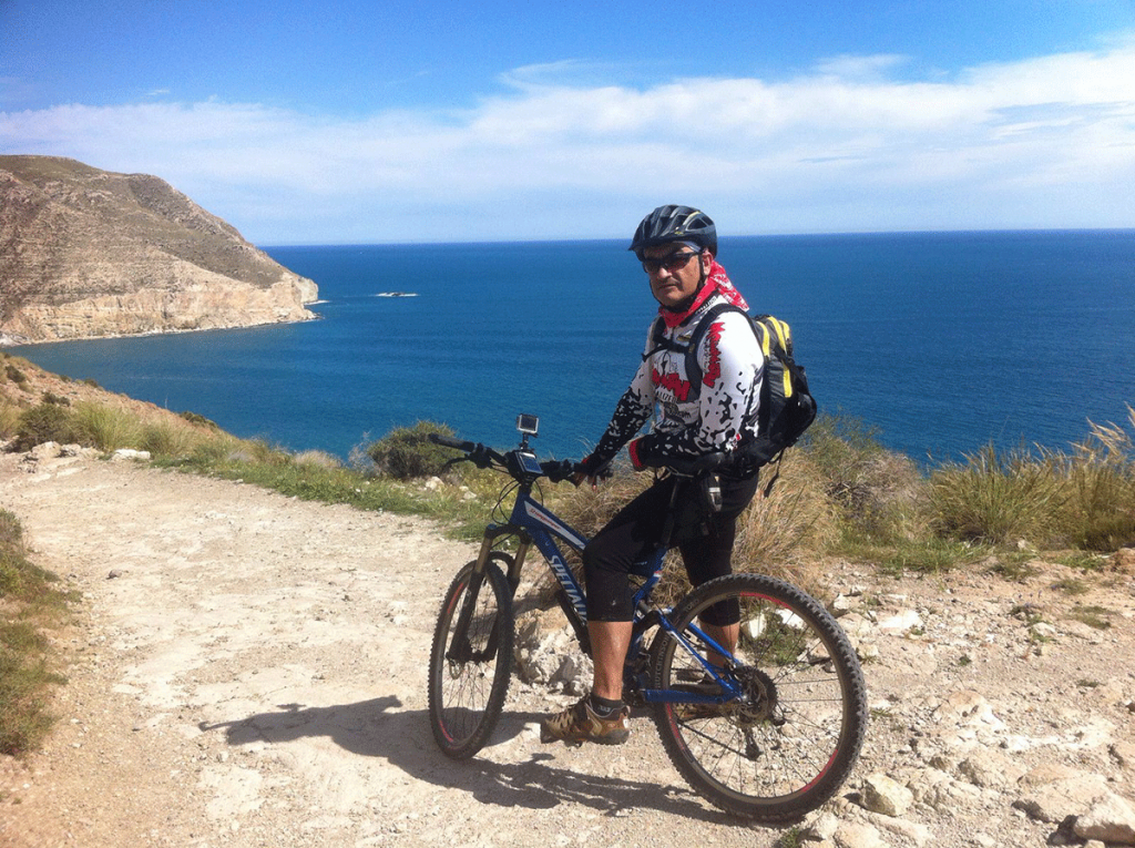 Cesar Fernández Lozano. Equipo Mamut Sierra Nevada